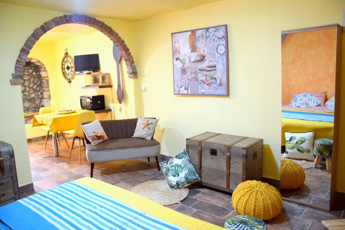 Agriturismo Su'E Lentu Bosa Exteriör bild