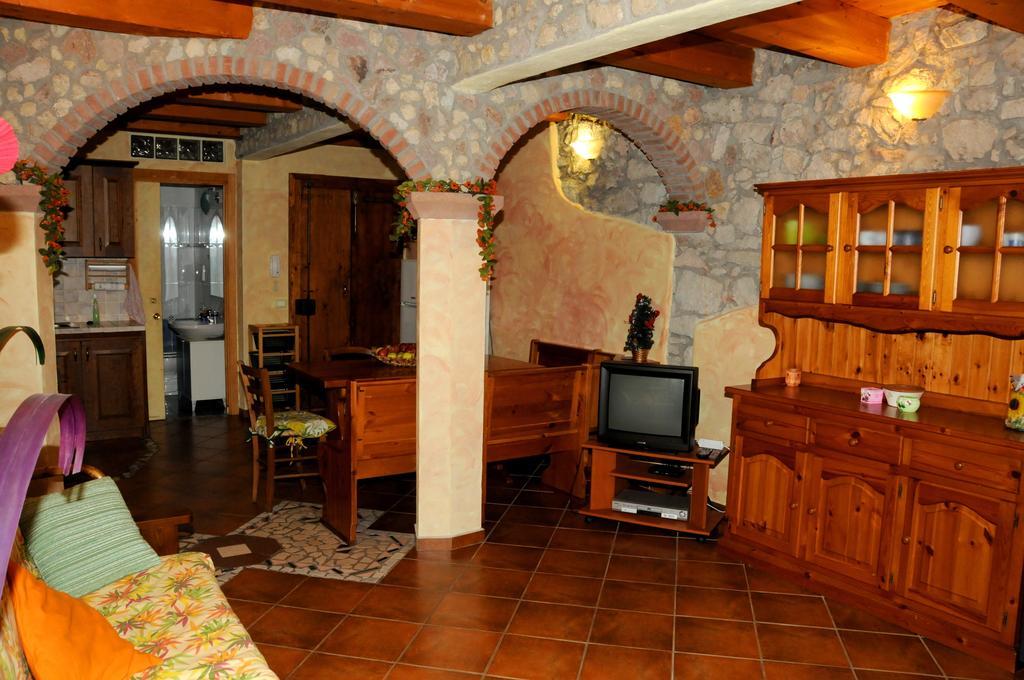 Agriturismo Su'E Lentu Bosa Rum bild