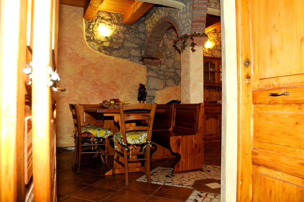 Agriturismo Su'E Lentu Bosa Rum bild