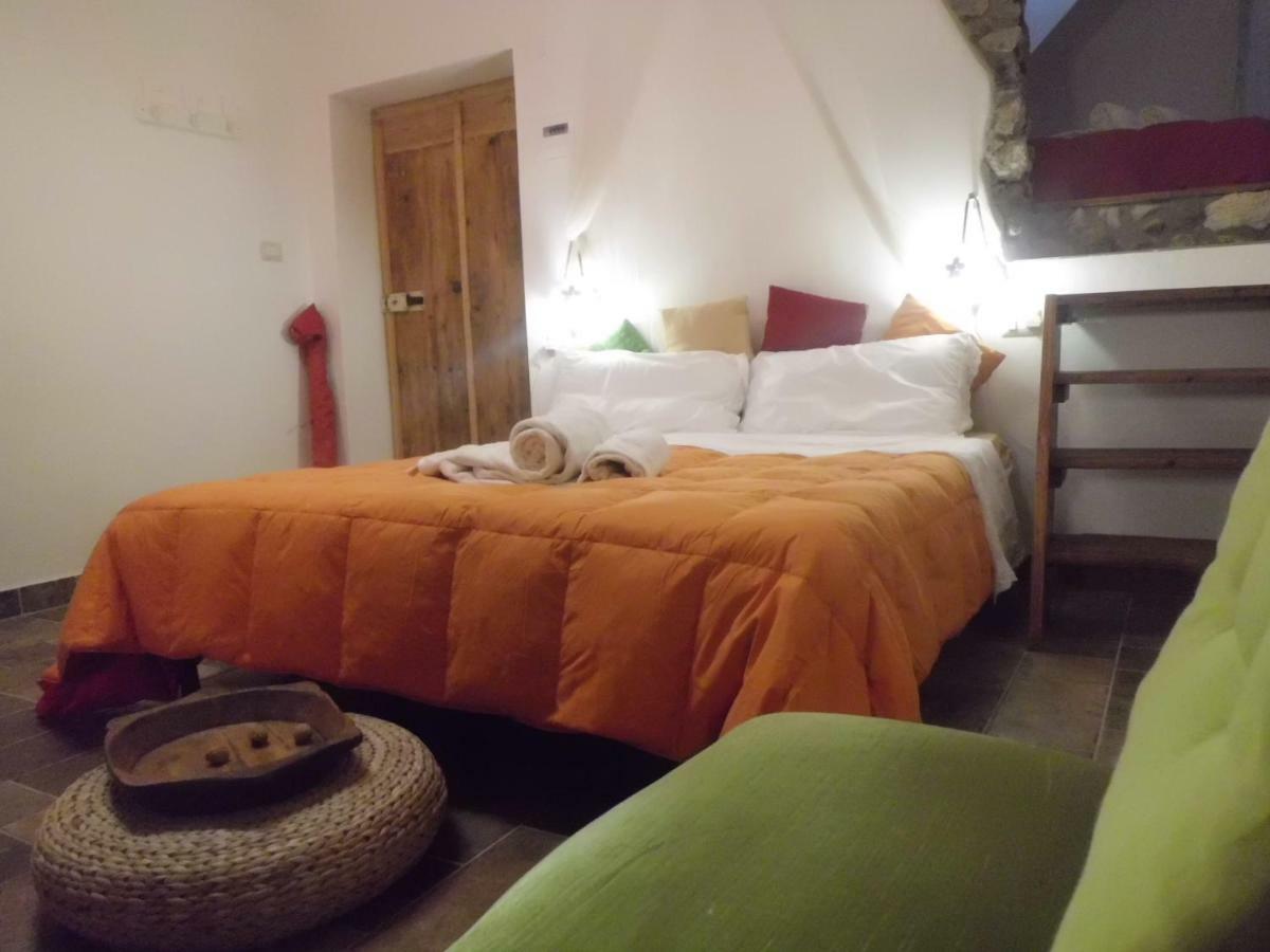Agriturismo Su'E Lentu Bosa Exteriör bild